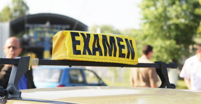 MODIFICARE examen auto. LEGE pentru cei care vor permis de conducere