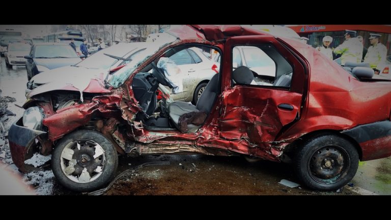 Cine răspunde pentru criminalii din trafic?