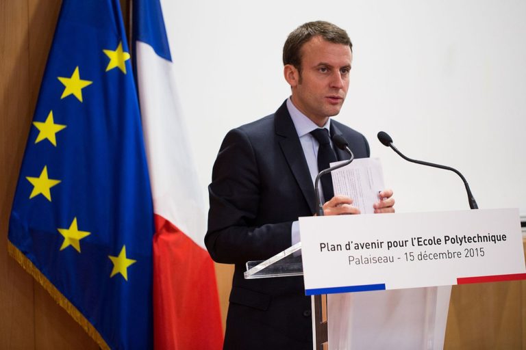 emmanuel macron romania iasi