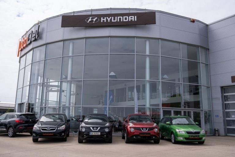 Cauți o mașină rulată? Vezi cu ce oferte vine dealerul AutoDel pentru tine